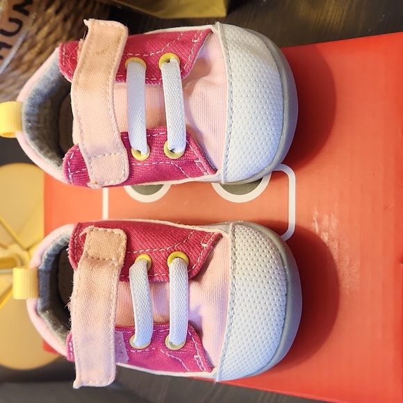 See Kai Run Hot Pink Multi Size 3 - Picture 2 of 8